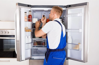 Tại sao tủ lạnh mới mua không lạnh? Cách tự kiểm tra trước khi gọi bảo hành.